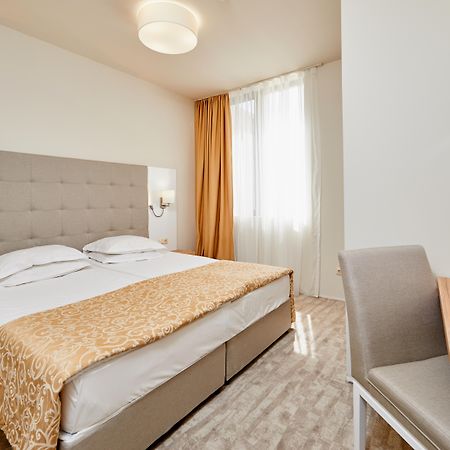 Hotel Laguna Park & Aqua Club サニービーチ エクステリア 写真